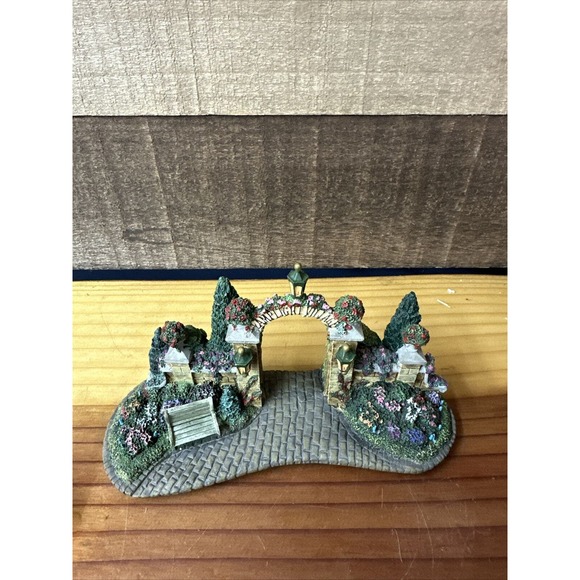 Hawthorne Thomas Kinkade Lamplight Series Lamplight Village Sign Plus Extra - Picture 2 of 6